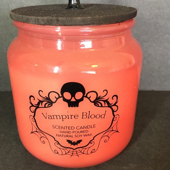 Halloween Vampire Blood Soy Wax Candle Spooky Bat - Picture 5 of 6